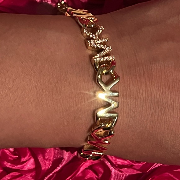 MICHAEL KORS 14K Gold Plated-Plated Brass Pavé Logo Chain Bracelet - Picture 6 of 10